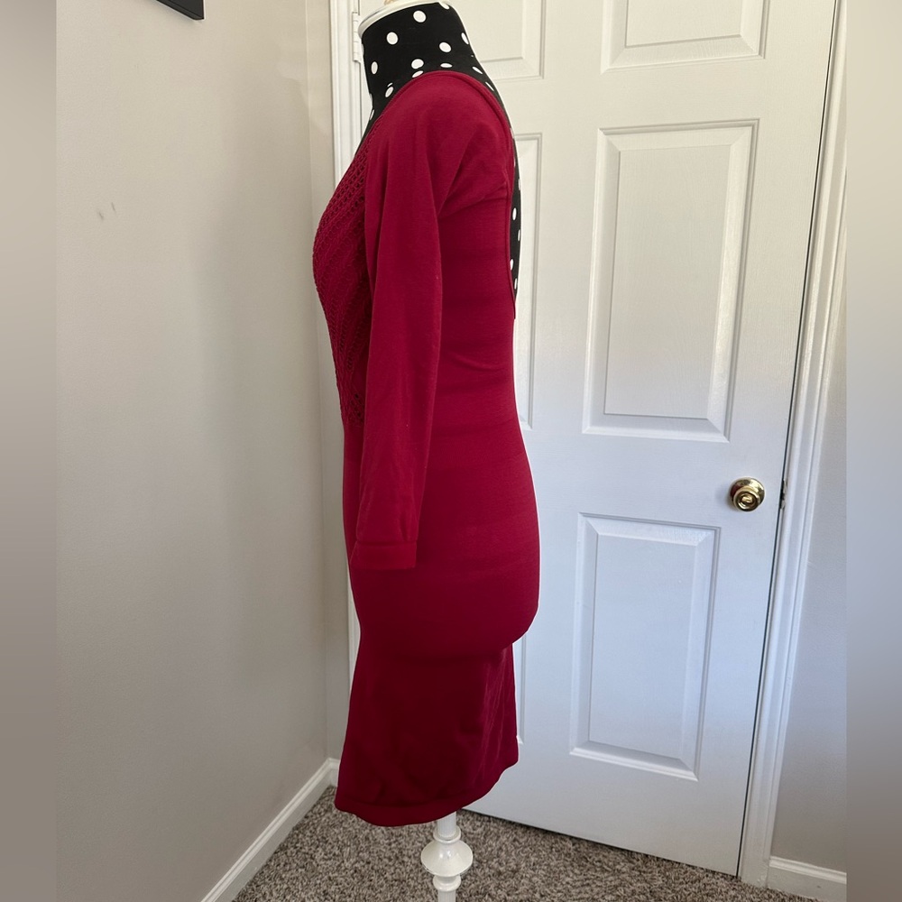 Red Body-con Dress - Picture 3 of 4
